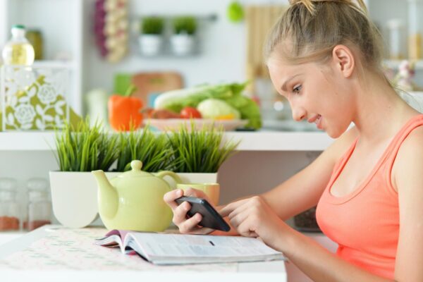 Câte calorii ai nevoie zilnic: calculul tău personal