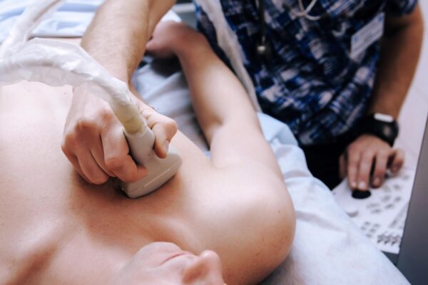 Ecografia cardiacă: ce poate arăta despre valve și funcția inimii