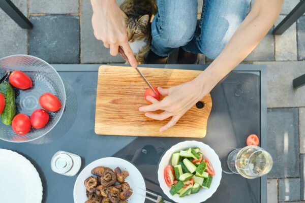 Alimente pentru zilele foarte călduroase: cum îți organizezi meniul