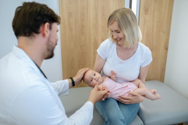 Icter la nou-născut: de ce sunt importante vârsta în ore și evaluarea medicală